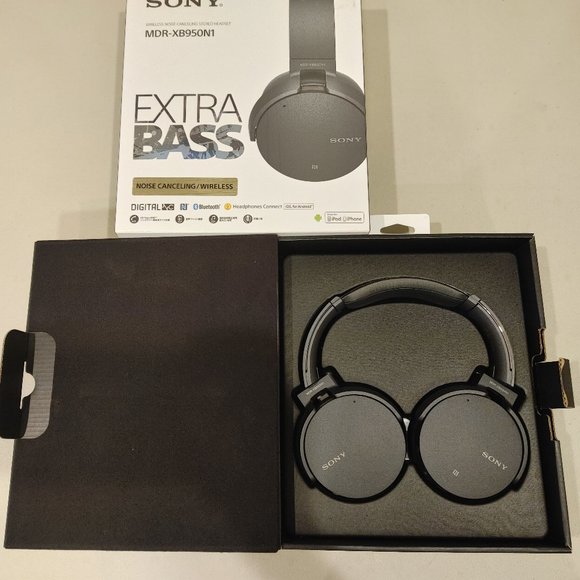 Sony MDR-XB950N1 noise canceling extra bass wireless headphones (black) - Picture 2 of 11
